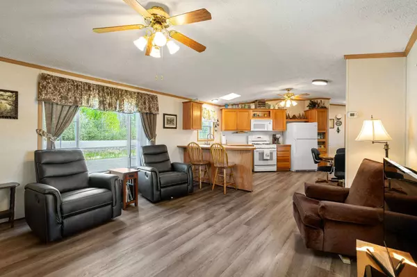 10412 Lakeside DR, Pine Lake Twp, MN 55735