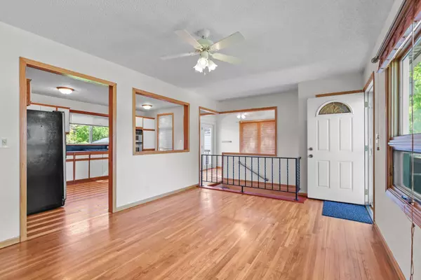 1791 Lois DR, Shoreview, MN 55126