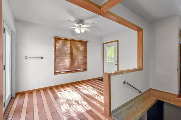 1791 Lois DR, Shoreview, MN 55126