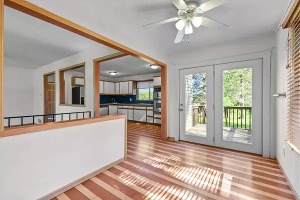 1791 Lois DR, Shoreview, MN 55126