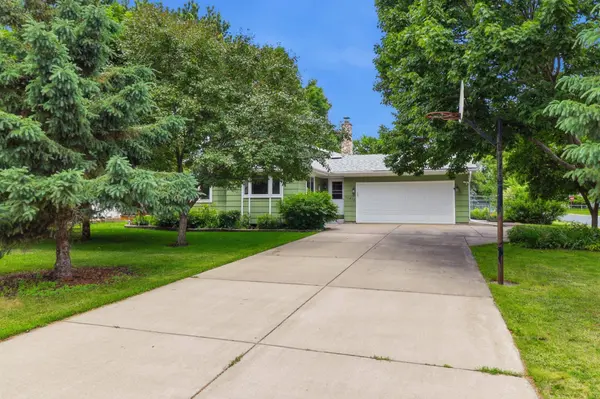 10824 95th PL N, Osseo, MN 55369