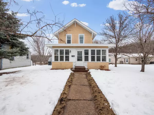 825 2nd AVE NE, Glenwood, MN 56334