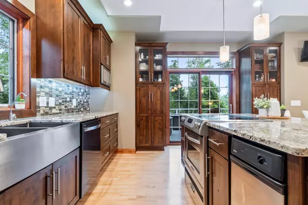 4326 Donway DR NE, Alexandria, MN 56308