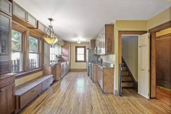 4302 5th AVE S, Minneapolis, MN 55409