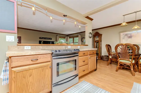 4117 83rd Street, Urbandale, IA 50322