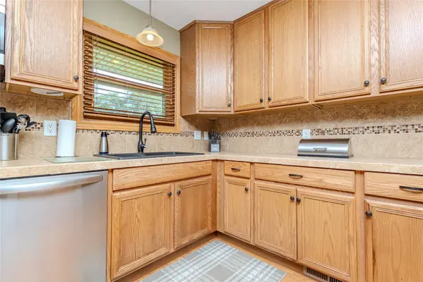 4117 83rd Street, Urbandale, IA 50322