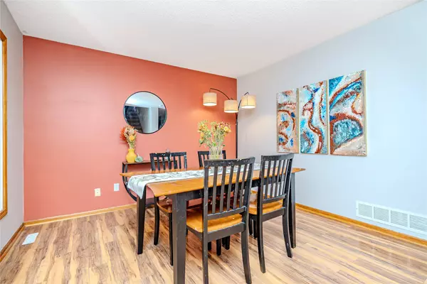 4875 Ashley Park Drive, West Des Moines, IA 50265