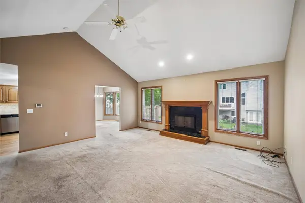 1009 NE 24th Court, Ankeny, IA 50021