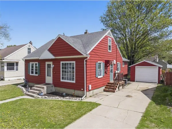 812 14th Ave NE, Rochester, MN 55906-7122