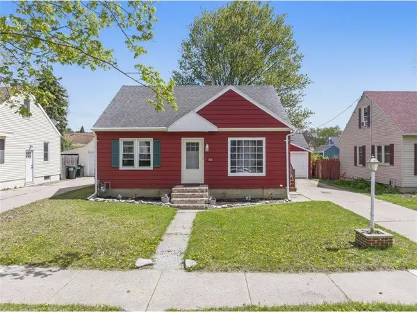 812 14th Ave NE, Rochester, MN 55906-7122