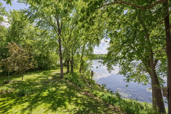 344 Barker ST, Hastings, MN 55033