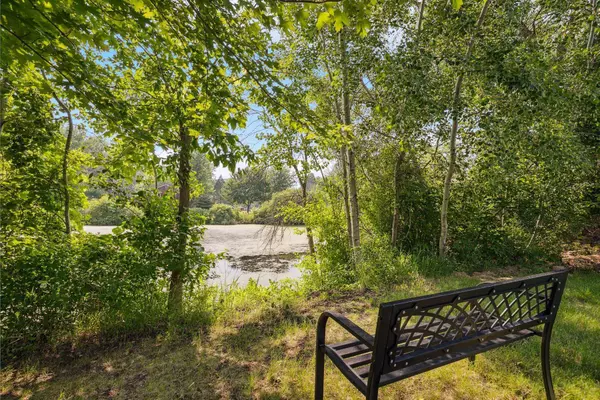 6913 Sumac CT, Centerville, MN 55038