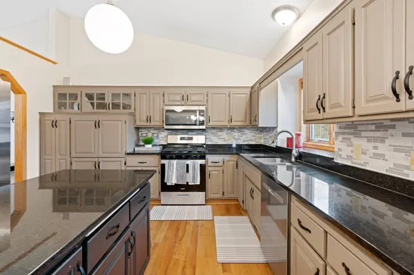 6626 Red Birch CT, Lino Lakes, MN 55014