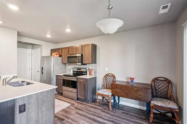 747 NE Macey Way, Waukee, IA 50263