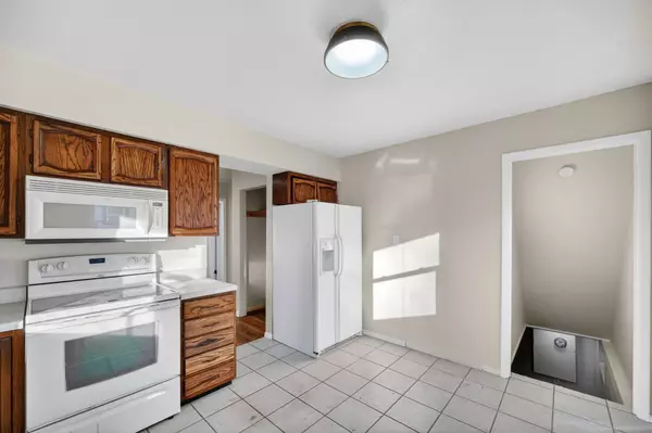 4128 E 27th Street, Des Moines, IA 50317