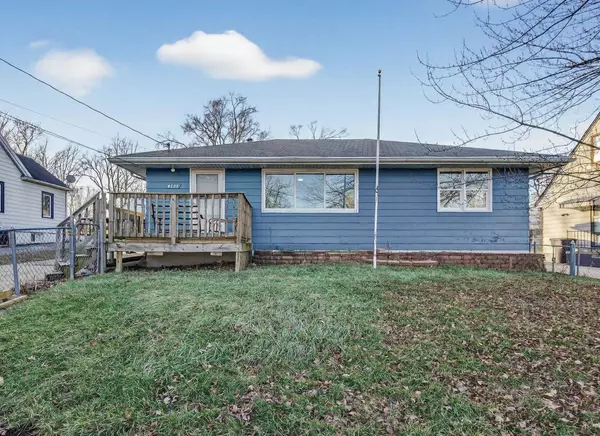 4128 E 27th Street, Des Moines, IA 50317