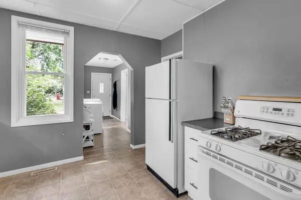 138 Main ST NW, Bethel, MN 55005