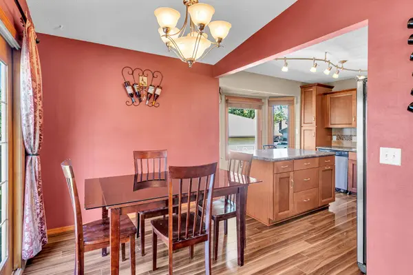 9325 Vincent AVE N, Brooklyn Park, MN 55444