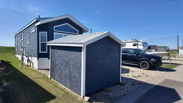 25054 South Pine Lake RD #6120, Rural Red Deer County, AB T0M 1R0