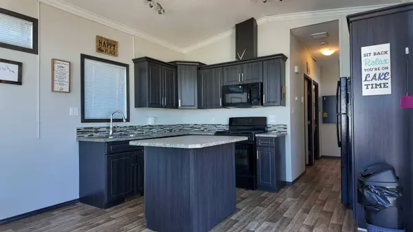 25054 South Pine Lake RD #6120, Rural Red Deer County, AB T0M 1R0