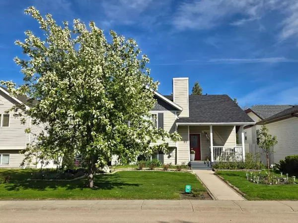 85 Kendrew DR, Red Deer, AB T4P 3Z1