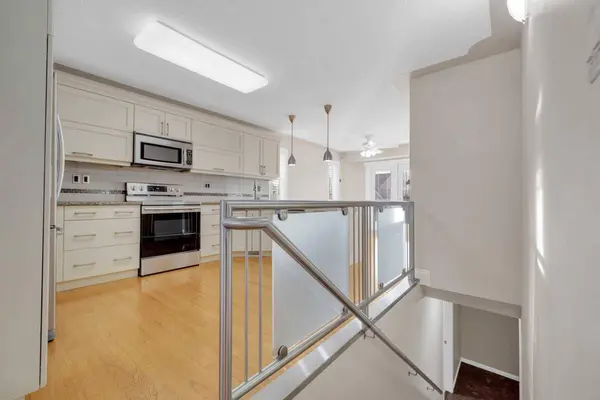 87 Kirkwood CRES, Red Deer, AB T4P 3P3