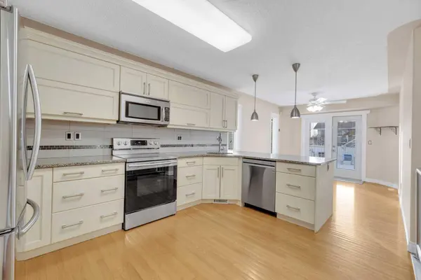 87 Kirkwood CRES, Red Deer, AB T4P 3P3