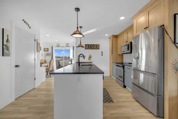 4054 Ryders Ridge BLVD, Sylvan Lake, AB T4S 0G3