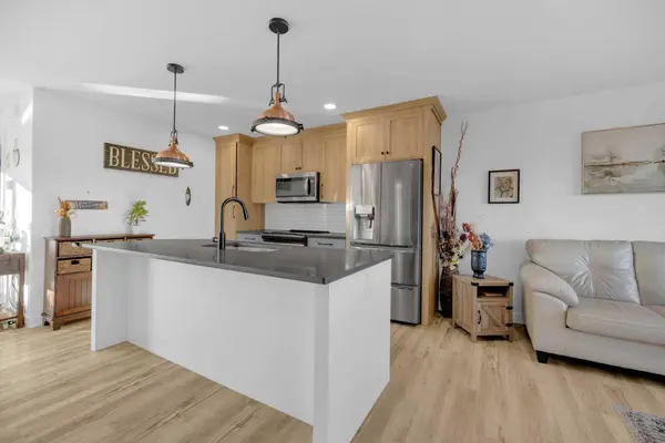 4054 Ryders Ridge BLVD, Sylvan Lake, AB T4S 0G3