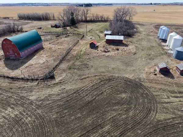 27139 TWP 344, Rural Red Deer County, AB T4G 0M4
