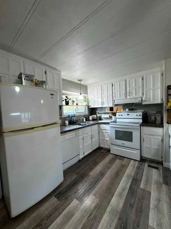 63 Westwood Court, Innisfail, AB T4G 1S2