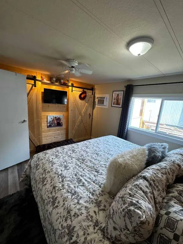 63 Westwood Court, Innisfail, AB T4G 1S2