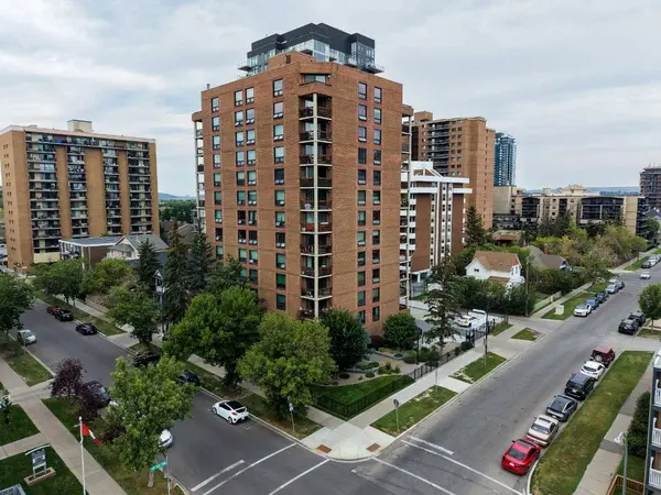 1304 15 AVE SW #220