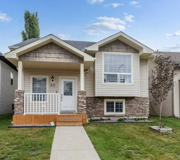 27 Vickers Close