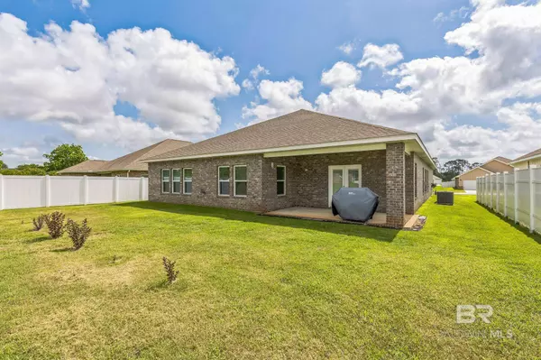 24774 Smarty Jones Circle, Daphne, AL 36526