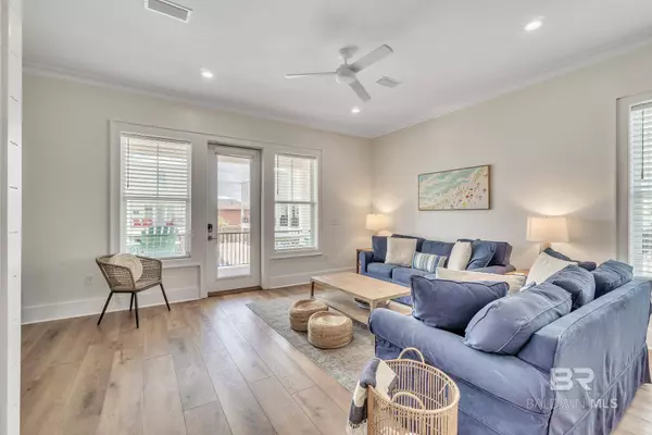 1050 W Beach Boulevard #E, Gulf Shores, AL 36542