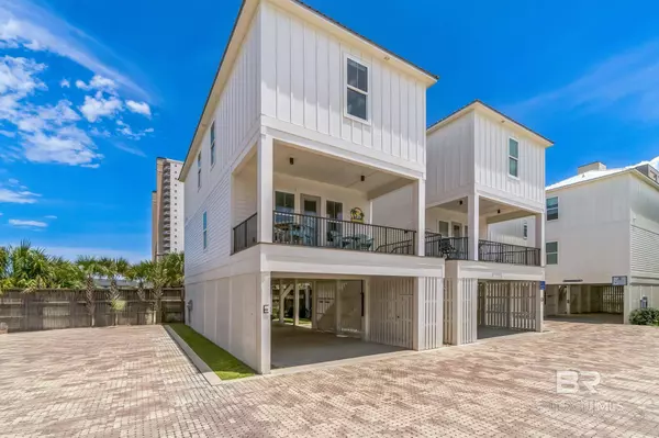 1050 W Beach Boulevard #E, Gulf Shores, AL 36542