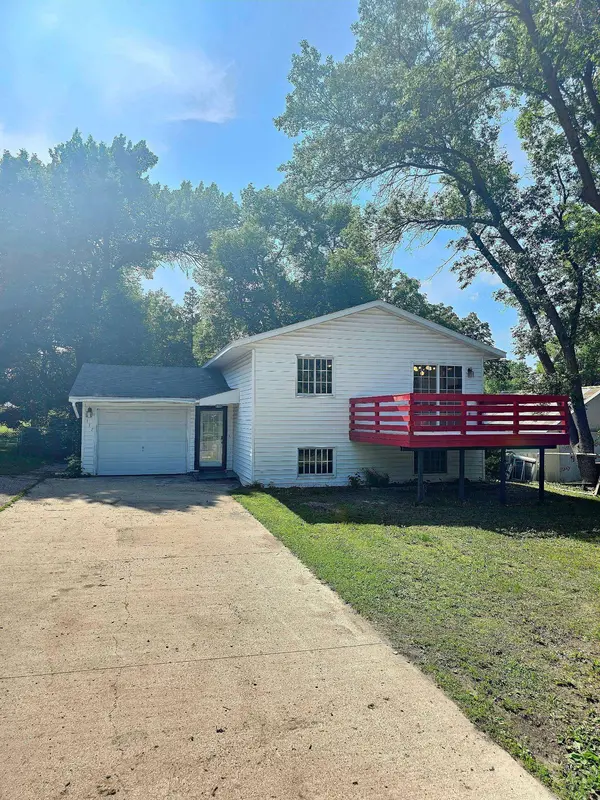 117 N Quincy ST, Alexandria, MN 56308
