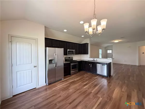 1112 Fairhaven Gtwy, Georgetown, TX 78626