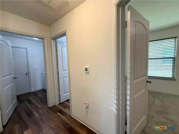 1112 Fairhaven Gtwy, Georgetown, TX 78626