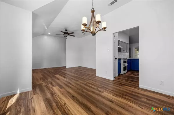 4810 CASTLEWOOD DR, Killeen, TX 76542