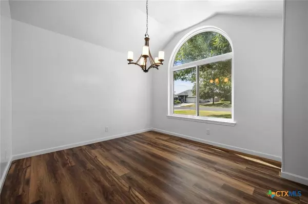 4810 CASTLEWOOD DR, Killeen, TX 76542