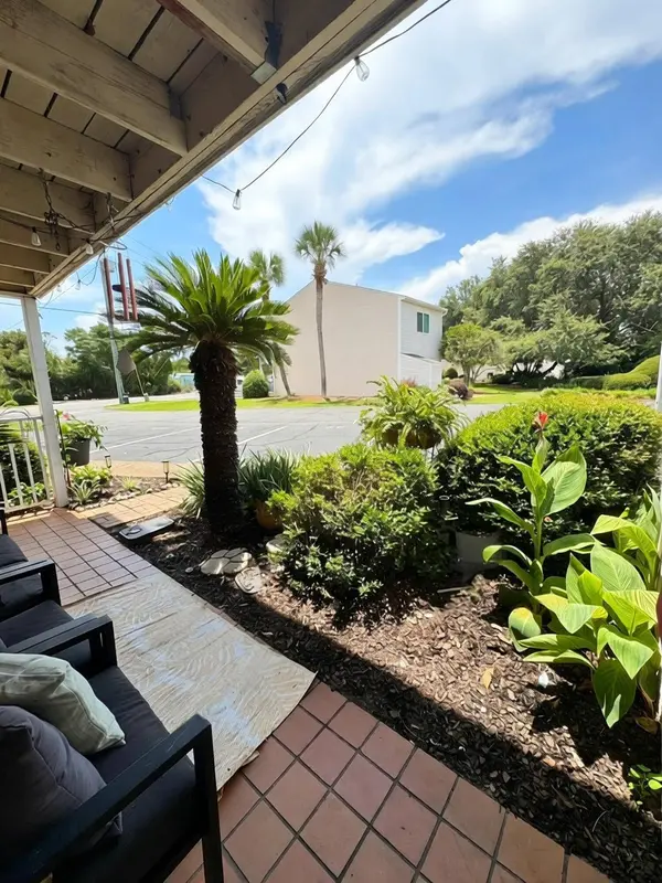 241 Ellis RD #UNIT 32, Miramar Beach, FL 32550
