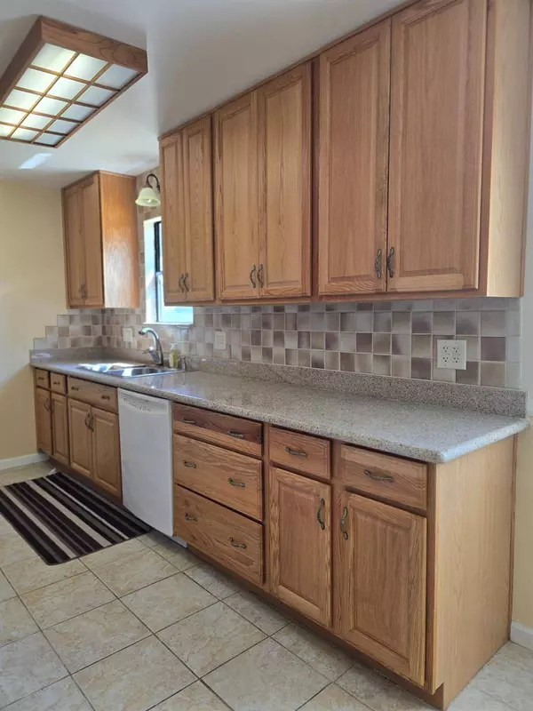 8461 Central AVE, Orangevale, CA 95662