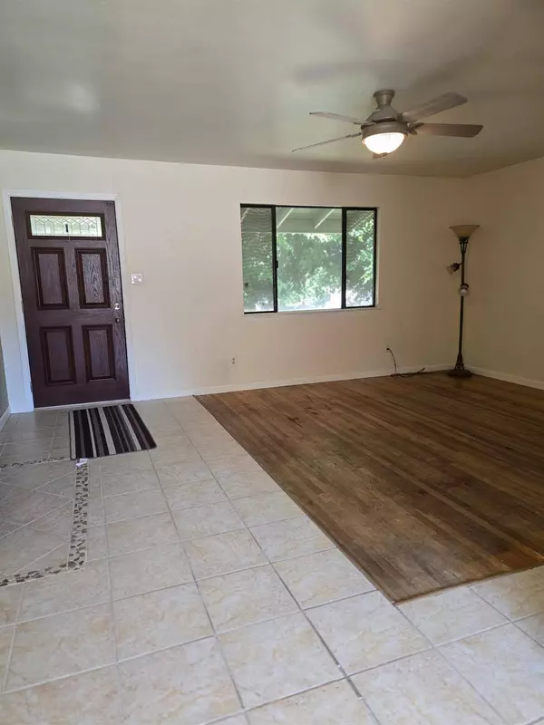 8461 Central AVE, Orangevale, CA 95662