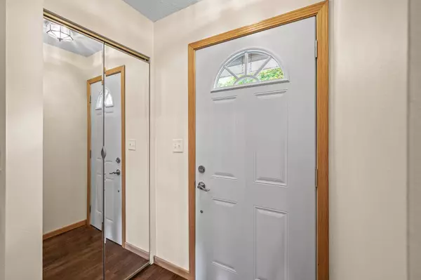 816 9th ST, Farmington, MN 55024