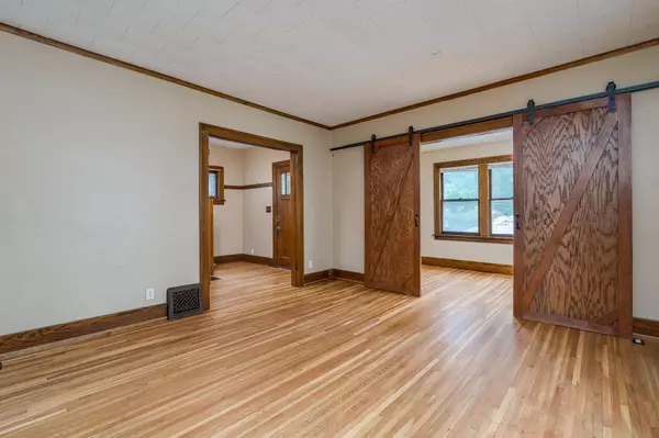 616 N 5th ST, Mankato, MN 56001