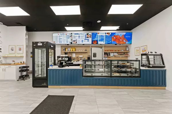 420 Hazeldean RUN #8, Kanata, ON K2L 4B2