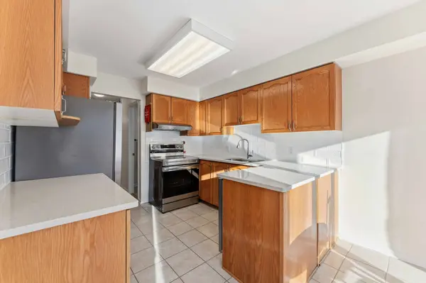 49 Pennard WAY, Hunt Club - South Keys And Area, ON K1T 4C1