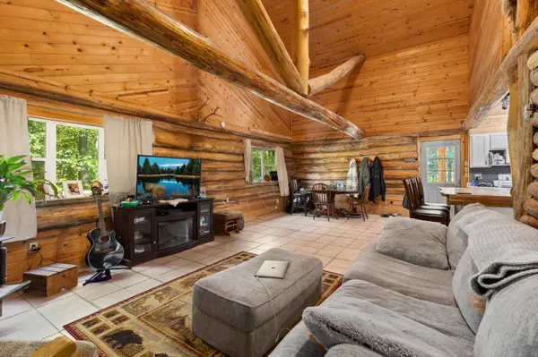 8220 Quast AVE, Garrison Twp, MN 56401